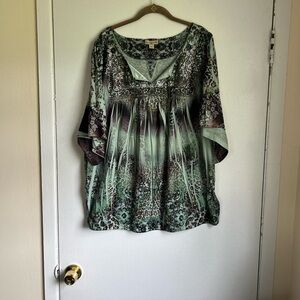 Live and Let Live Green and Black Top Size 3X